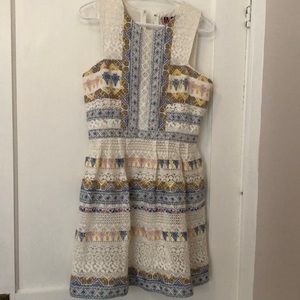 BCBG Max Azria Mini White Print Dress with High Neck Size 6